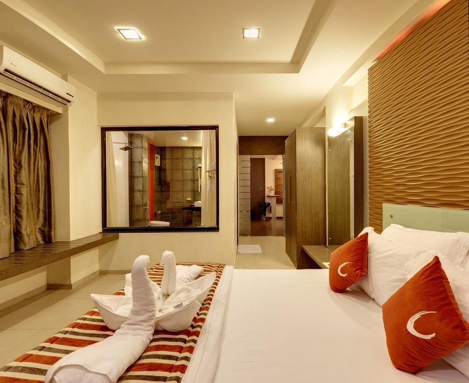 Citrus Hotel Kolhapur Bagian luar foto